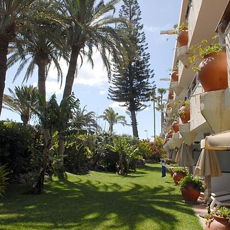 Nogalera Hotel San Bartolomé Buitenkant foto