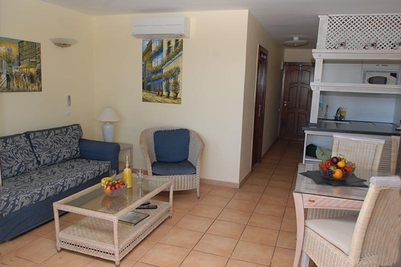 Nogalera Hotel San Bartolomé Buitenkant foto