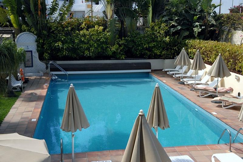 Nogalera Hotel San Bartolomé Buitenkant foto